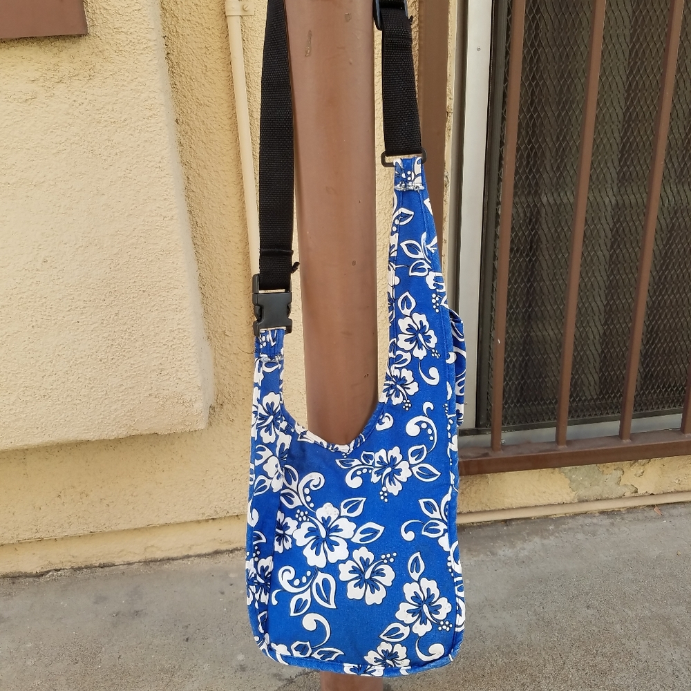 Local Design Shoulder Bag - Picture 5 of 10